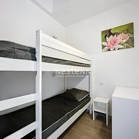 3180-maison Dans Avec Piscine *