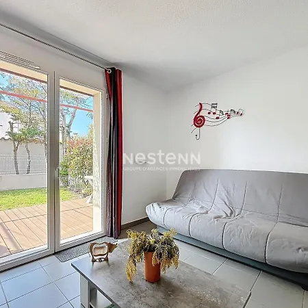 3180-maison Dans Avec Piscine